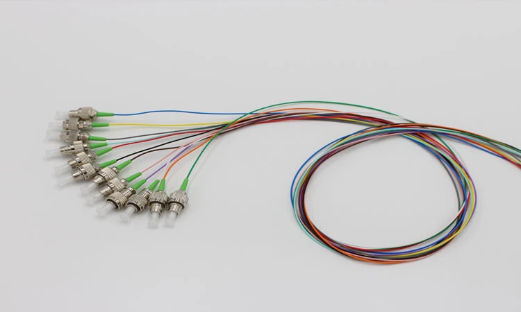 Vezeloptische Pigtail FC APC 12 KLEUREN