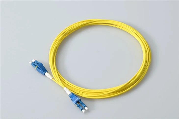 Glasvezelpatchsnoer Lc Uniboot UPC 2Core SM 9/125