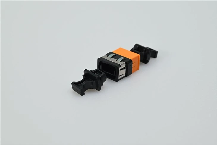 MTP/MPO glasvezeladapter – 0,2 dB laag-verlies met hoge-precisie-uitlijnhuls